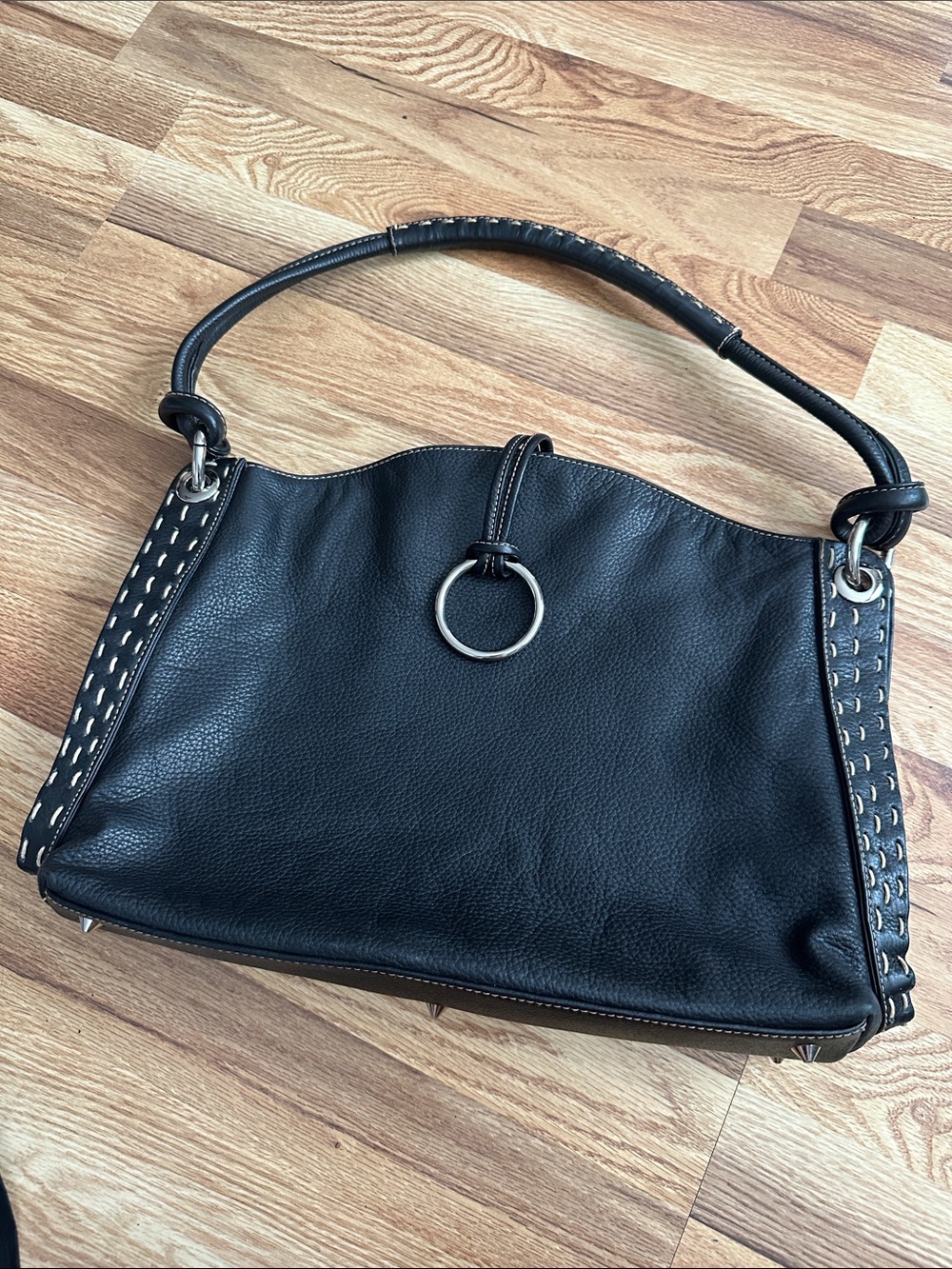 Micheal Rome Stylish Black Leather Shoulder Bag with Ring Accent